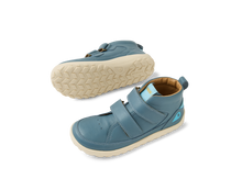 Load image into Gallery viewer, Bobux Trek Kids +