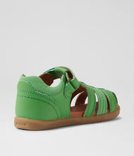 Load image into Gallery viewer, Bobux Roam Sandal I Walk