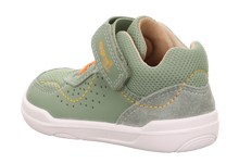 Load image into Gallery viewer, Superfit Superfree Barefoot Hi Top
