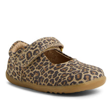 Load image into Gallery viewer, Bobux Mina MJ I Walk
