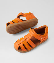 Load image into Gallery viewer, Bobux Roam Sandal I Walk
